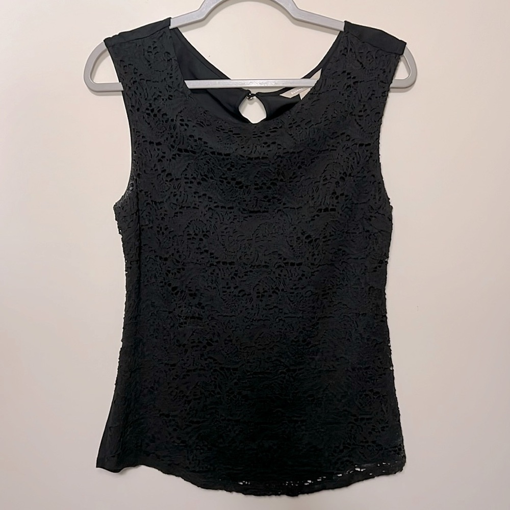 Banana Republic size M medium NWT adorable black basic button back